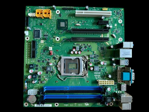Fujitsu Mainboard D3161-A12 GS1 DDR3 LGa 1155 microATX mit Blende