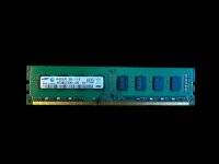 Samsung 4GB 2Rx8 PC3-12800U-11-10-B0 PC3-1600 DDR3 DIMM